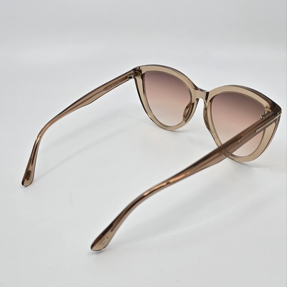 Tom Ford Isabella-02 TF915 Sunglasses main image 5